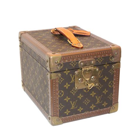 louis vuitton cosmetic box|Louis Vuitton jewellery box.